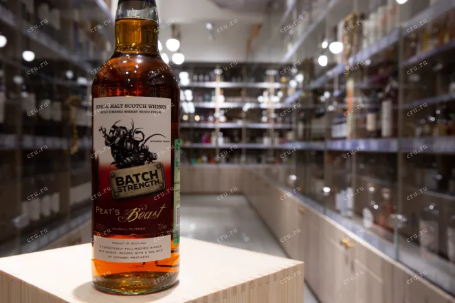 В магазине Крю Профи Peat's Beast Single Malt Batch Strength in tube 0.7 л