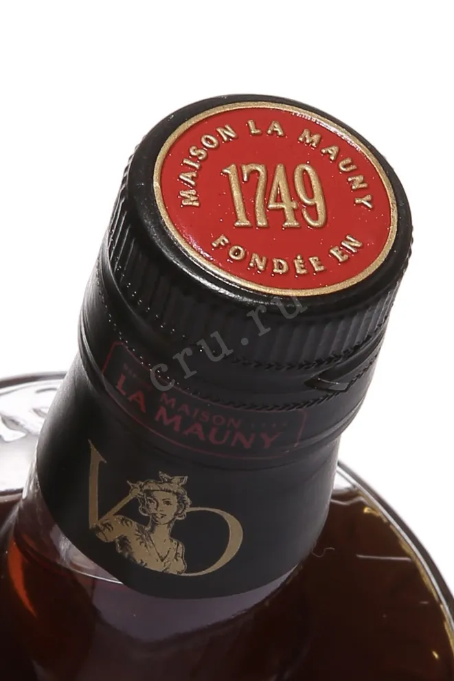 Пробка La Mauny Vieux Agricole VO in gift box with glasses 0.7 л