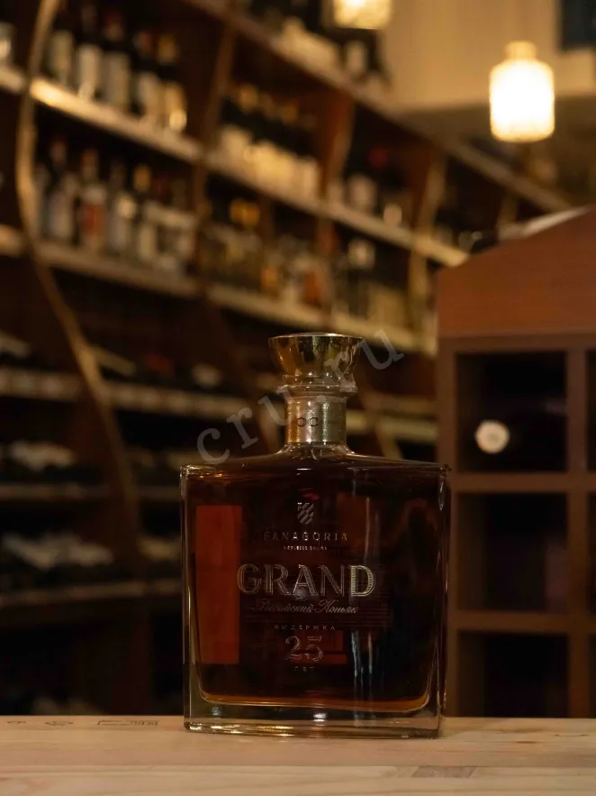 В магазине Крю Профи Fanagoria Grand 25 Years Old gift box 0.7 л