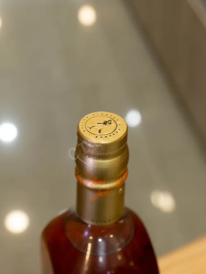 Пробка Johnnie Walker Gold Label Reserve 0.7 л