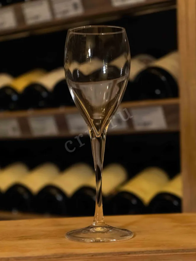 В магазине Крю Профи Laurent-Perrier Brut Cuvee gift box with 2 glasses 2018 0.75 л