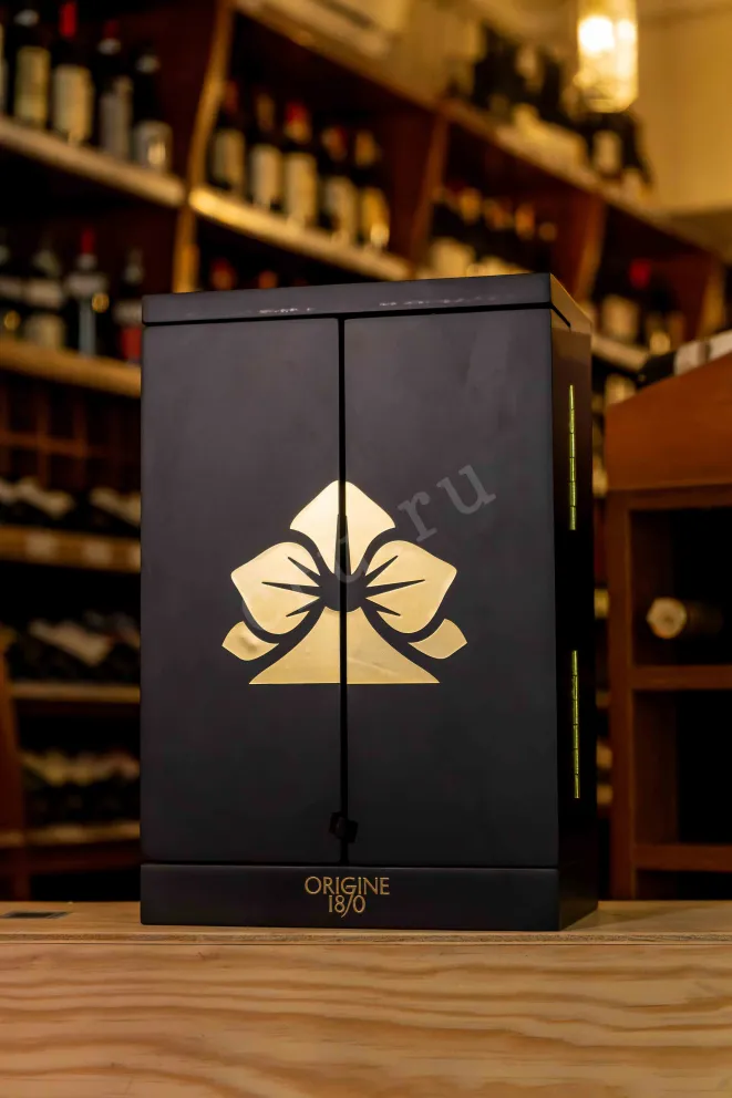 В магазине Крю Профи Savanna Origine 1870 in gift box 0.7 л