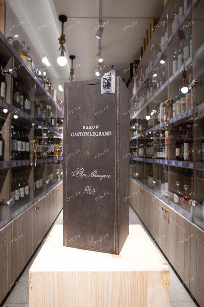 В магазине Крю Профи Baron G. Legrand 1964 0.7 л