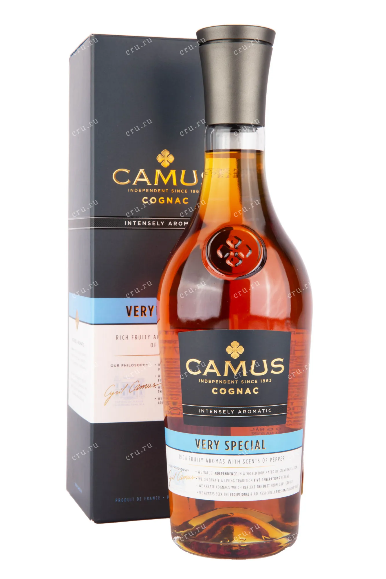 Фото — Коньяк Camus Very Special  0.7 л