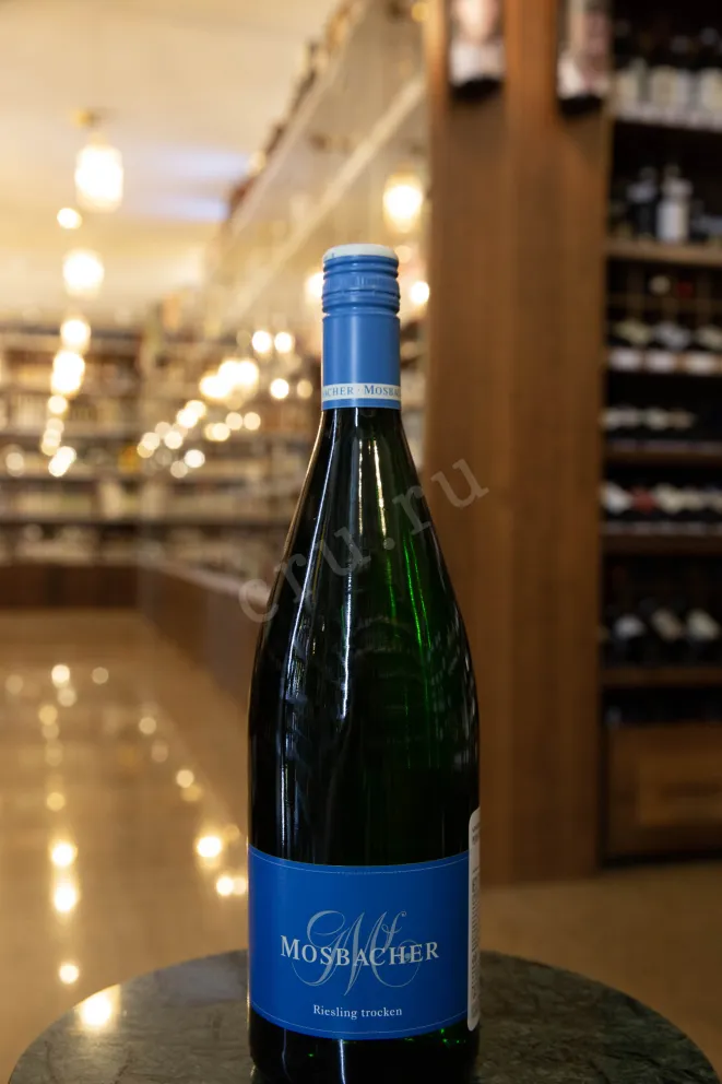 В магазине Крю Профи Georg Mosbacher Riesling Trocken 2022 1 л
