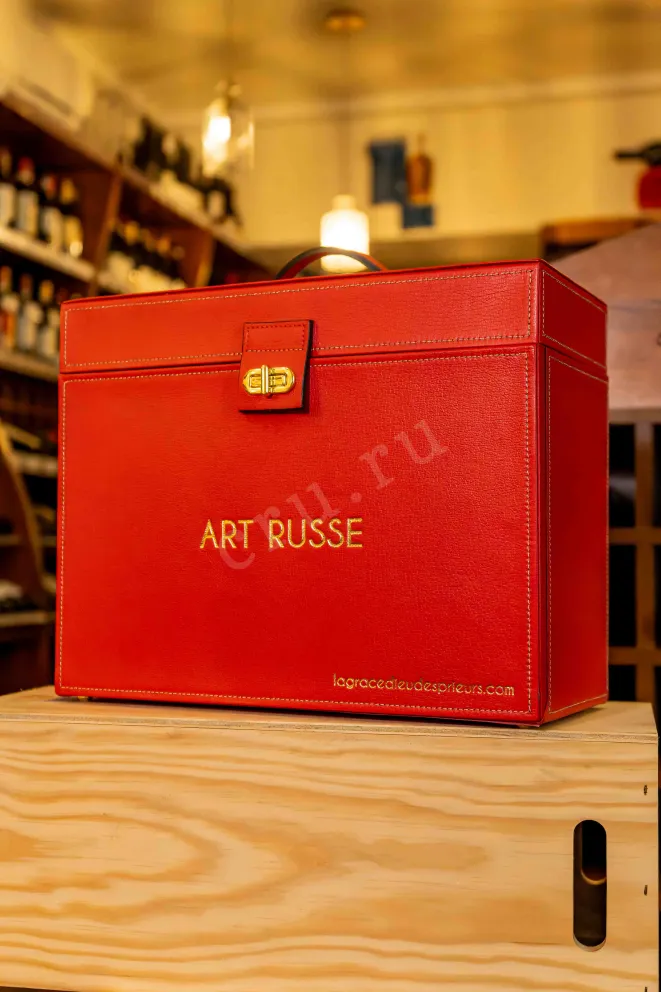 В магазине Крю Профи Chateau La Grace Dieu Des Prieurs Art Russe Saint-emilion Grand Cru Set of 3 bottles in gift box 2014 0.75 л