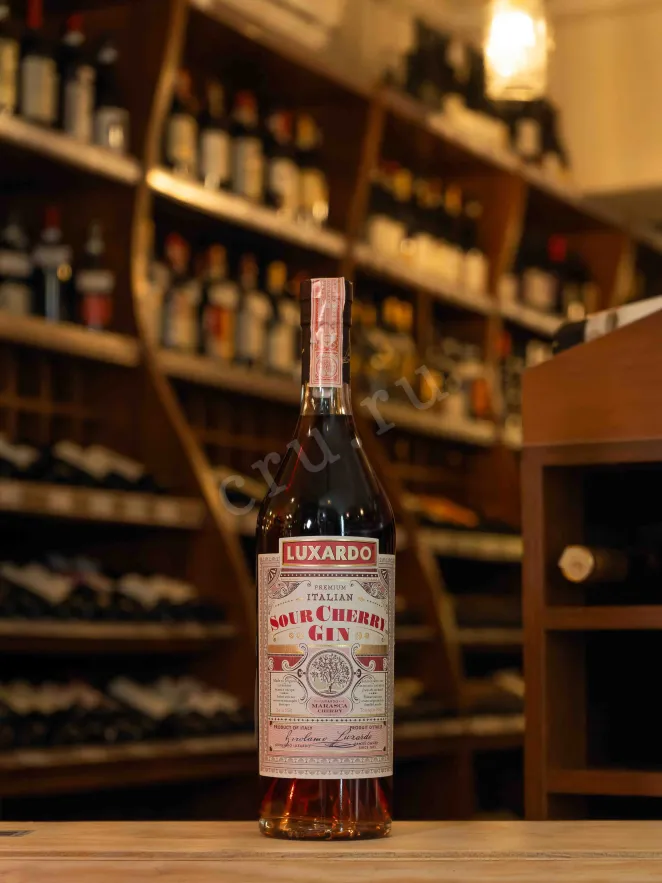 В магазине Крю Профи Luxardo Sour Cherry  0.7 л