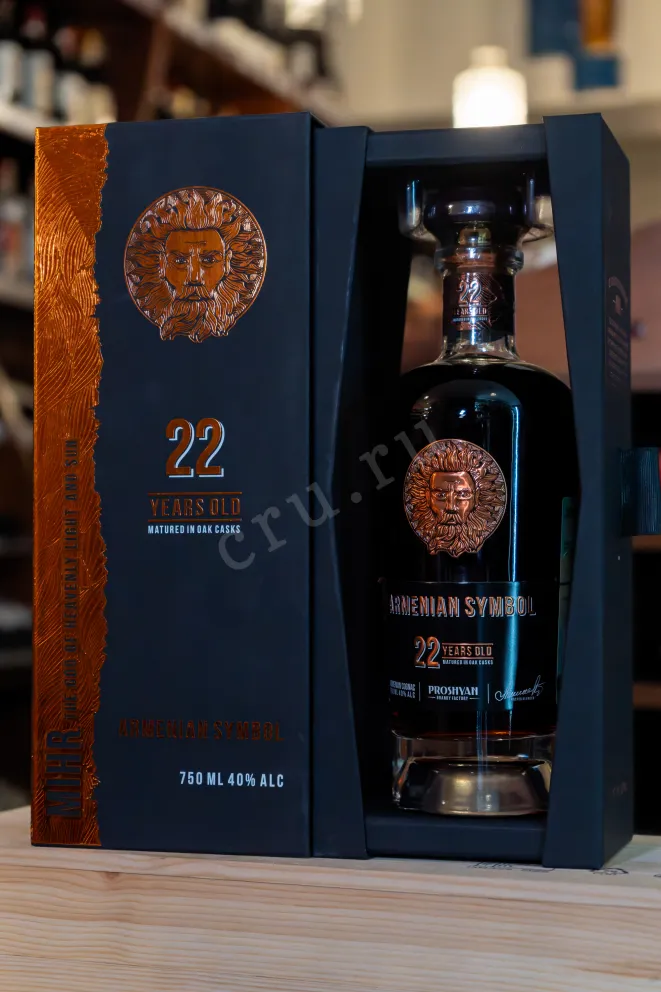 В магазине Крю Профи Armenian Symbol 22 years gift box 0.75 л