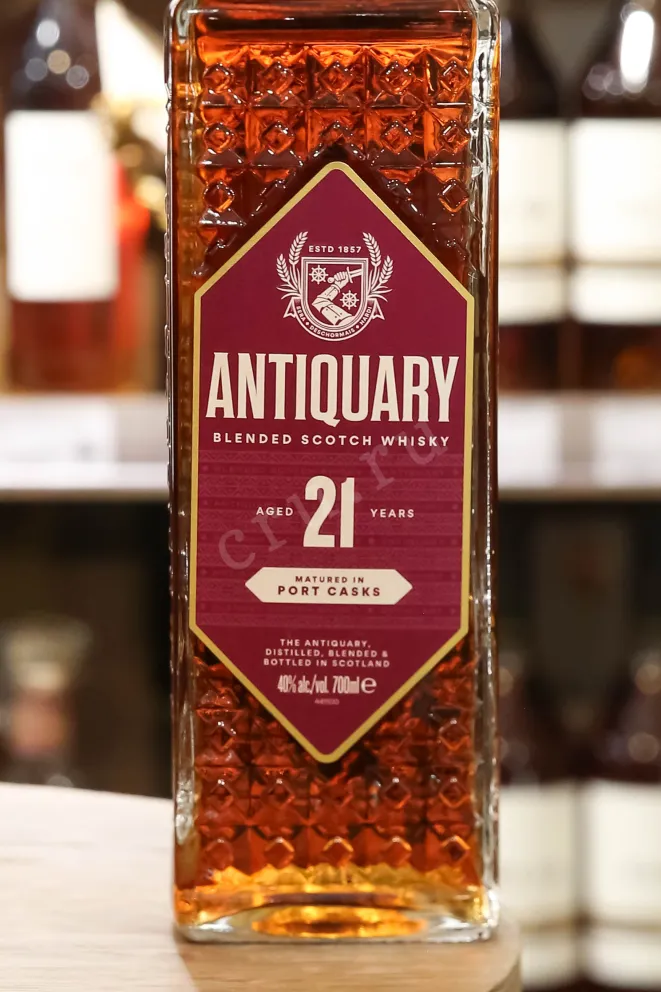 В магазине Крю Профи Antiquary Port Casks 21 years in gift box 0.7 л