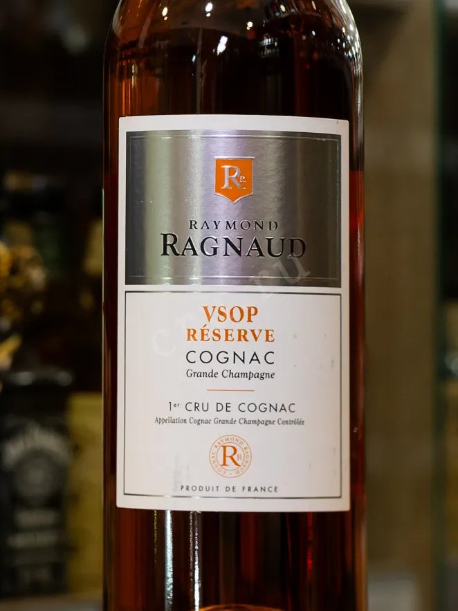 В магазине Крю Профи Raymond Ragnaud VSOP Reserve Grand Champagne 1er Cru De Cognac in gift box 0.7 л