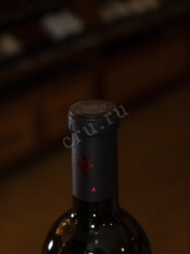 Пробка Kamar Areni-Malbec 2022 0.75 л