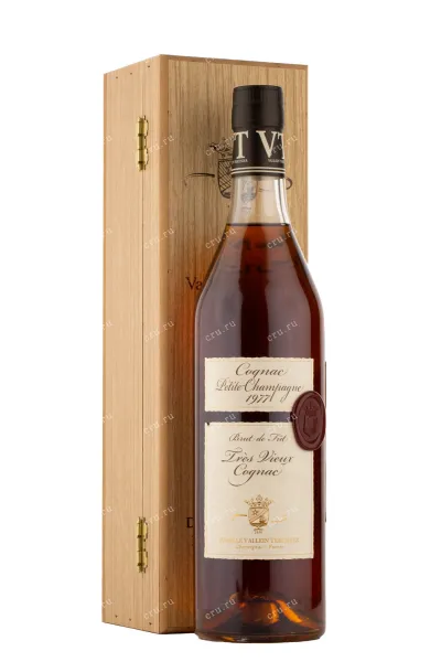 Коньяк Vallein-Tercinier 1977 0.7 л