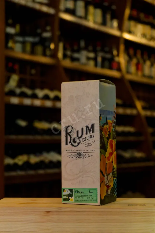 В магазине Крю Профи Explorer Guyana 2 years old gift box 0.7 л