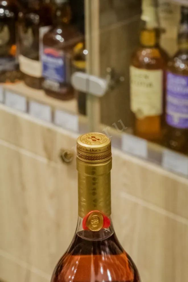 Пробка Cles des Ducs 1980 0.7 л