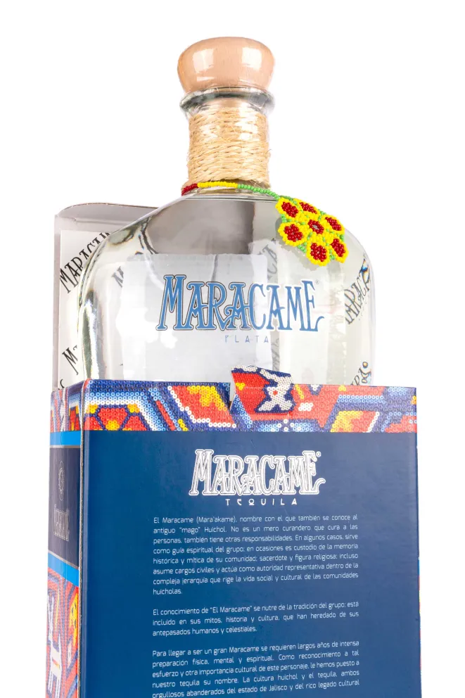 В подарочной коробке Maracame Plata 0.75 л