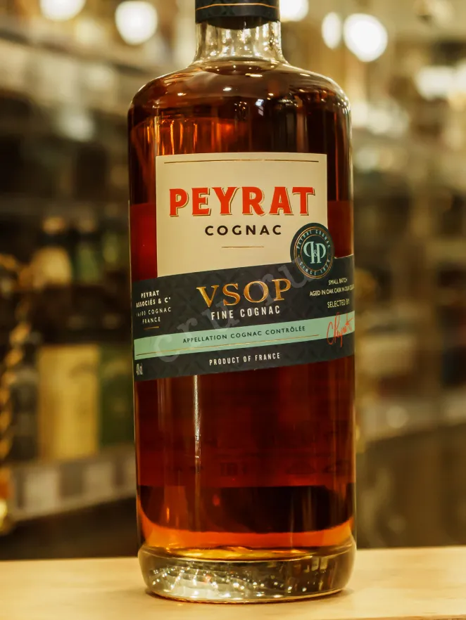 В магазине Крю Профи Peyrat VSOP 4 YO 0.7 л