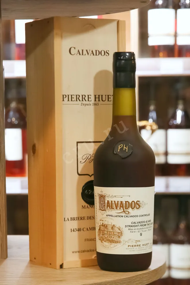 В магазине Крю Профи Pierre Huet 42 years 0.7 л