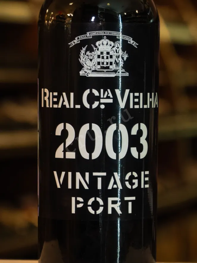 В магазине Крю Профи Real Companhia Velha Vintage Port wooden box 2003 0.75 л