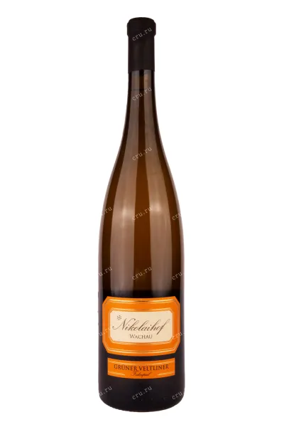 Вино Nikolaihof Wachau Gruner Veltliner Federspiel 1.5 л