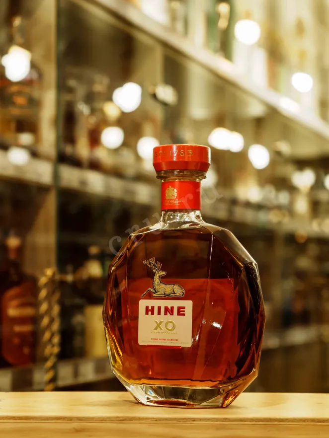В магазине Крю Профи Hine XO Premier Cru De Cognac in gift box 0.7 л