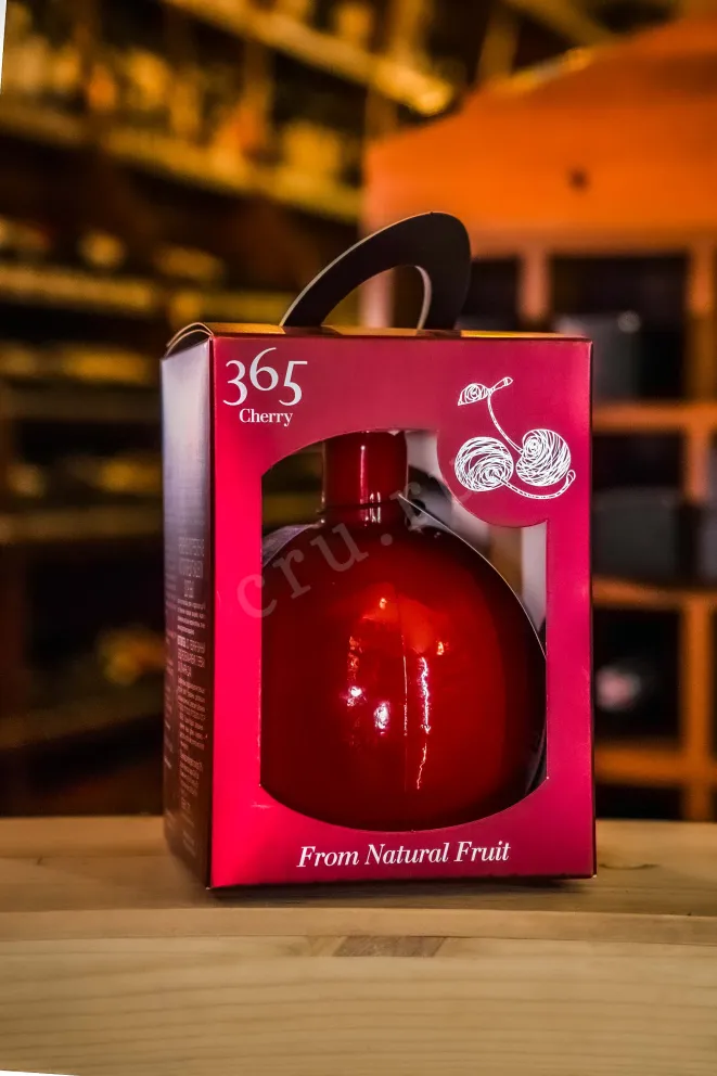 В магазине Крю Профи 365 wines Cherry in a souvenir bottle 0.75 л