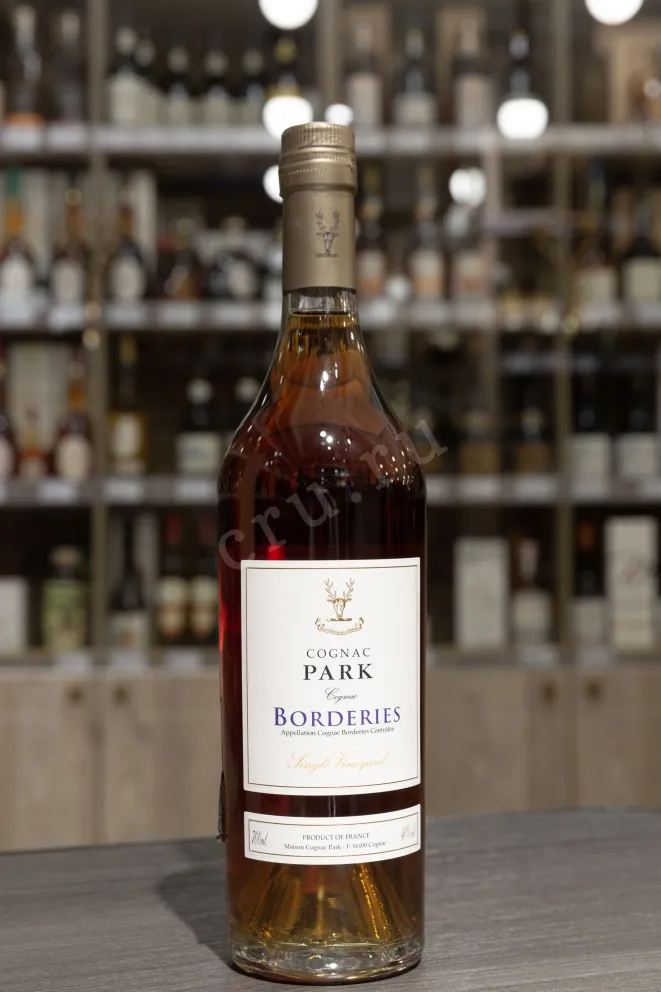 В магазине Крю Профи Park Borderies Single Vineyard in wooden box 0.7 л