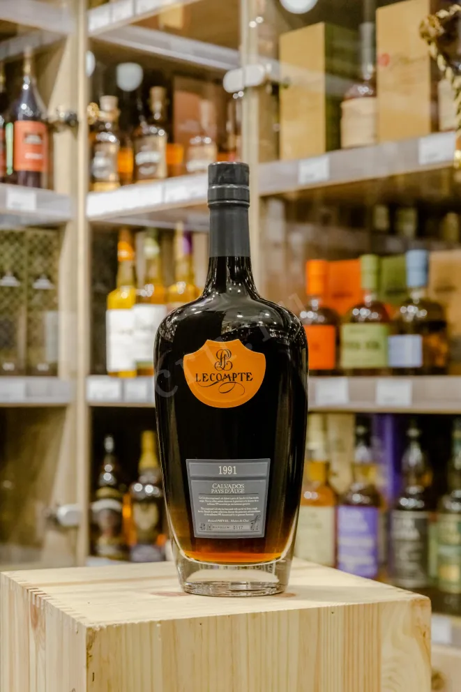 В магазине Крю Профи Lecompte 1991 0.7 л