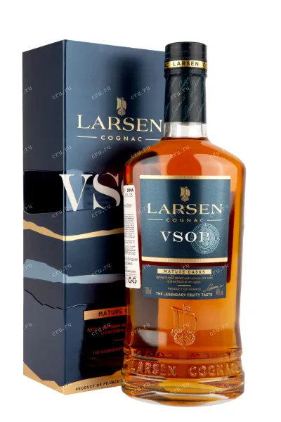 Коньяк Larsen VSOP in gift box  0.7 л