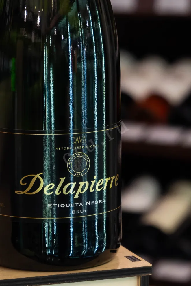 В магазине Крю Профи Delapierre Etiqueta Negra Brut 2023 0.75 л