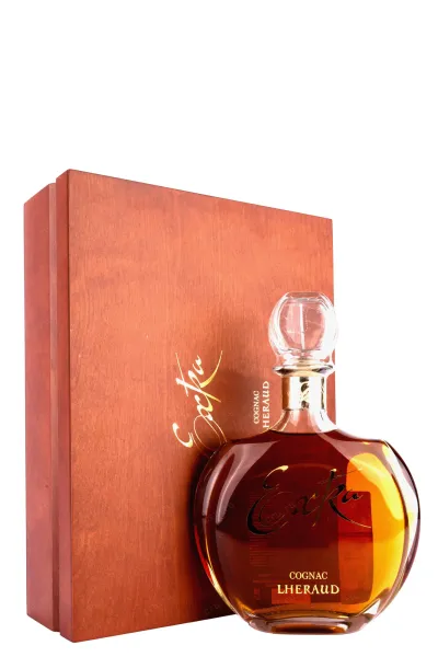 Коньяк Lheraud Extra with wooden box  0.7 л