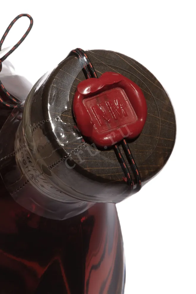 Пробка Normandin-Mercier Rare Grand Champagne in wooden box 0.7 л