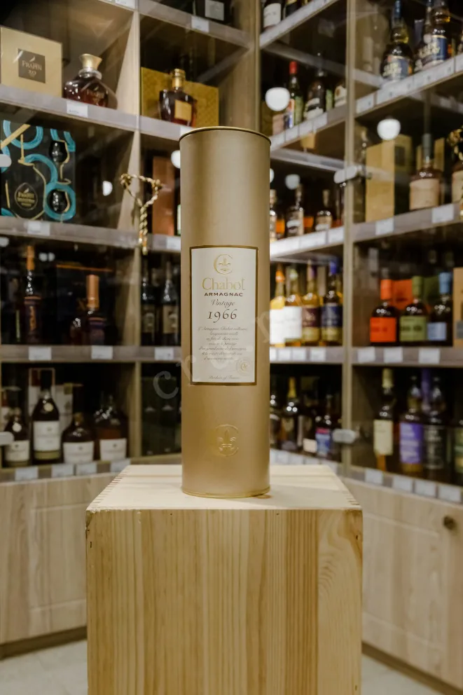 В магазине Крю Профи Chabot 1966 in tube 1966 0.7 л