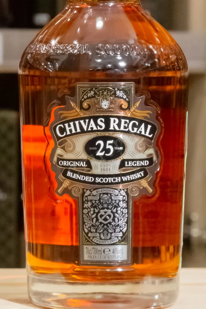 В магазине Крю Профи Chivas Regal 25 years 0.75 л