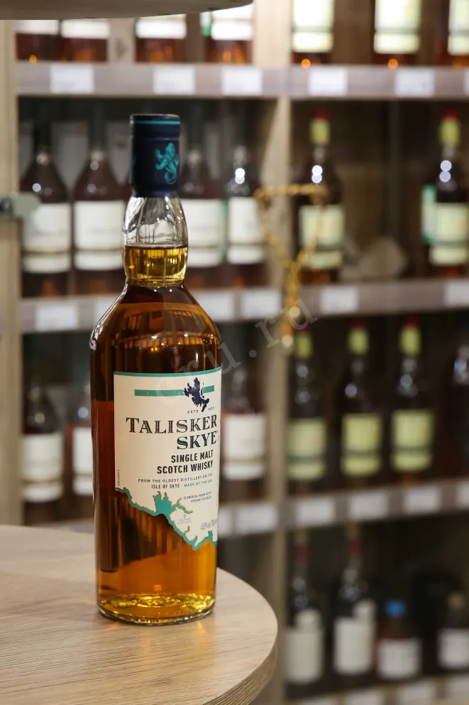 В магазине Крю Профи Talisker Skye with gift box 0.7 л
