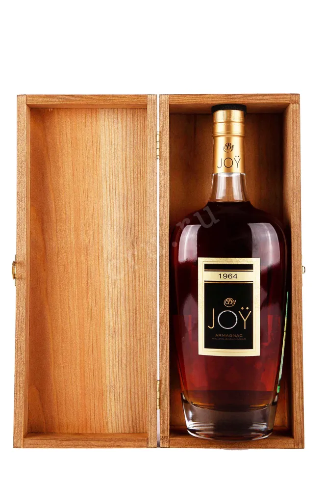 В деревянной коробке By Joy Millisime 1964 0.7 л