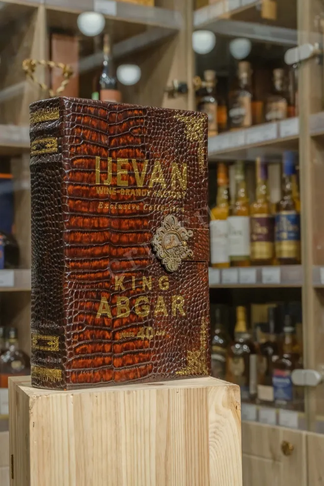 В магазине Крю Профи Ijevan King Abgar 40 years 0.7 л