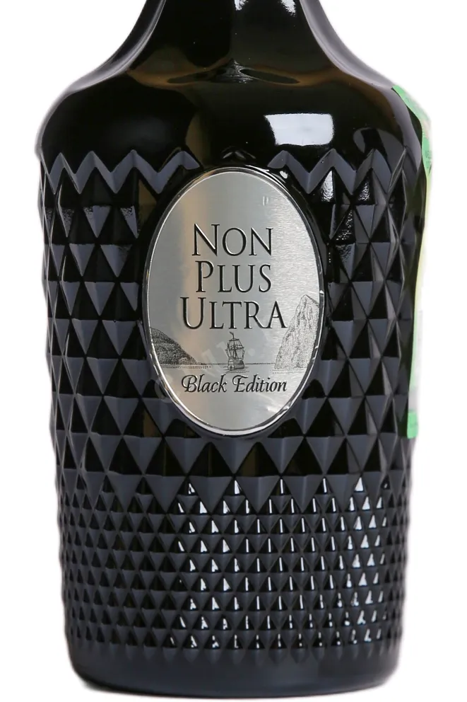Ром Old Santa Croix Non Plus Ultra Black Edition in gift box  0.7 л