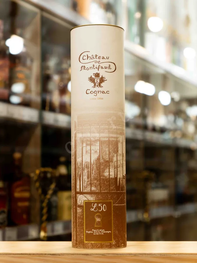В магазине Крю Профи Chateau de Montifaud Heritage Louis Vallet 50 Years AOC in tube 0.7 л