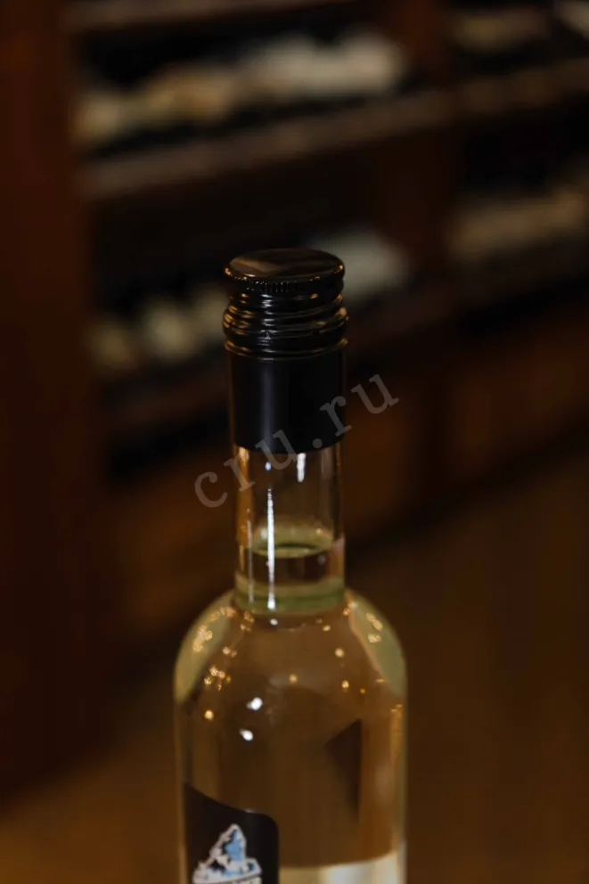 Пробка Schnee Jager Mirabellenwasser 0.5 л