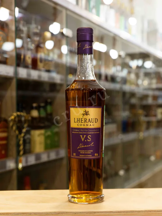 В магазине Крю Профи Lheraud Cognac VS 0.5 л