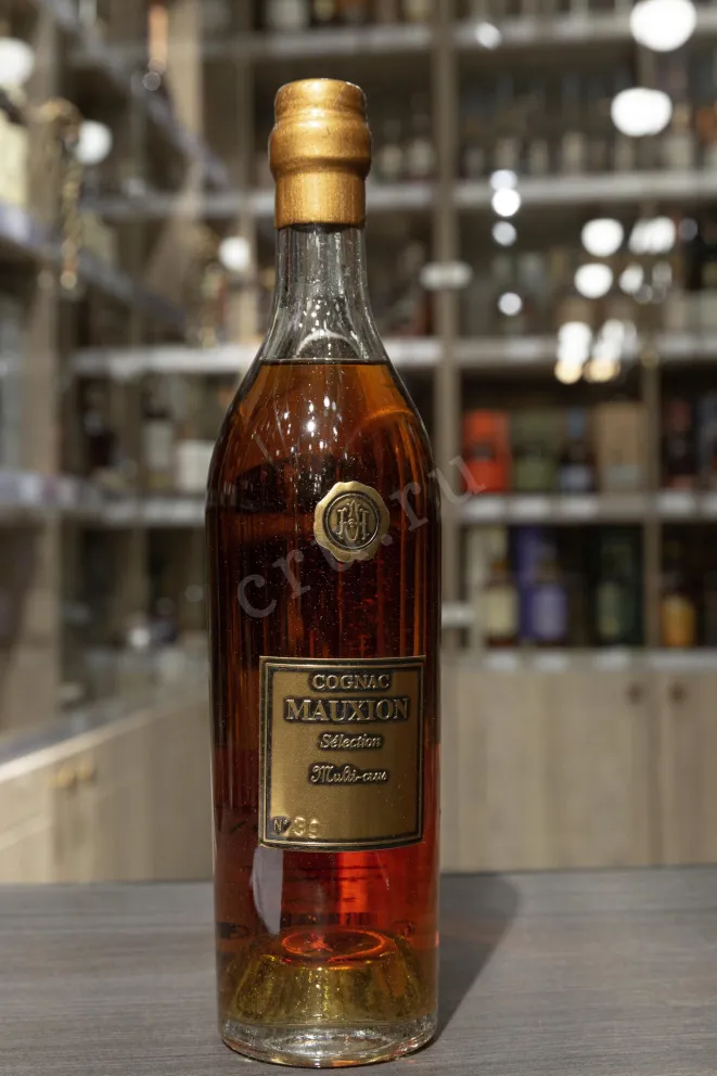 В магазине Крю Профи Mauxion Selection Multi Crus in wooden box 0.7 л