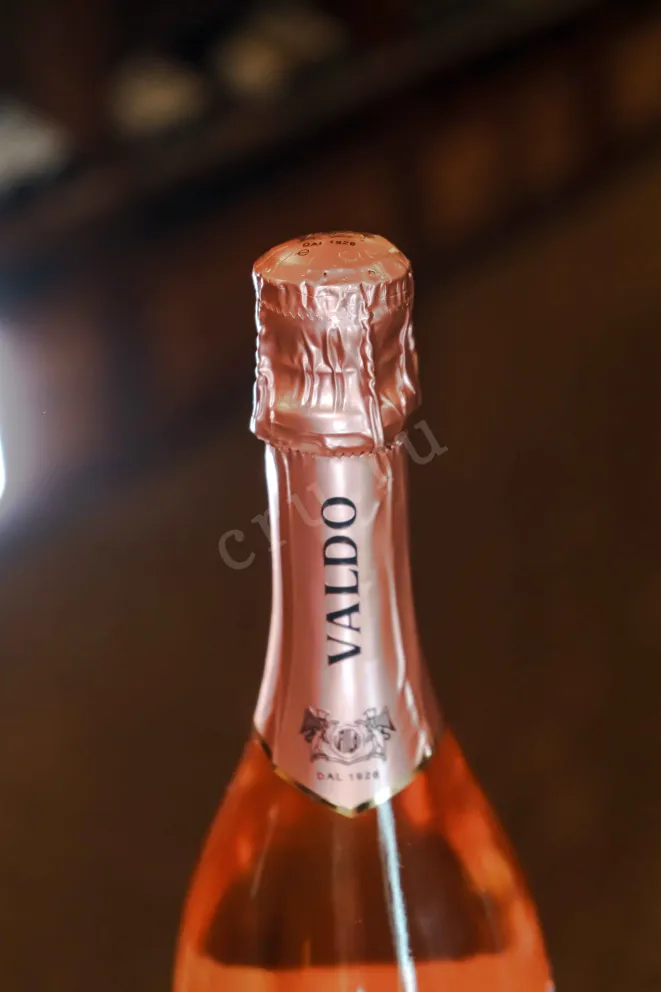 Пробка Valdo Marca Oro Rose Brut Prosecco DOC  2024 0.75 л