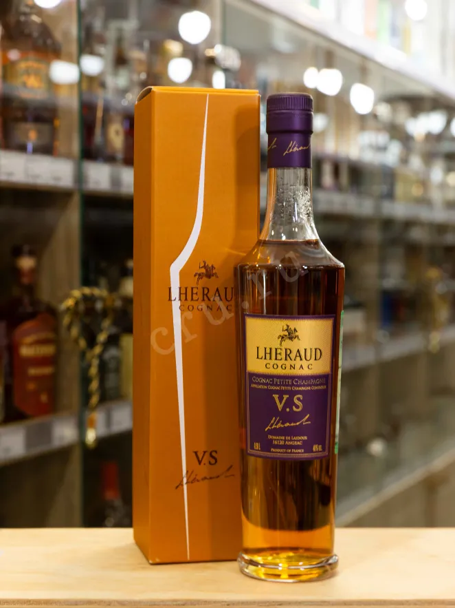 В магазине Крю Профи Lheraud Cognac VS 0.5 л