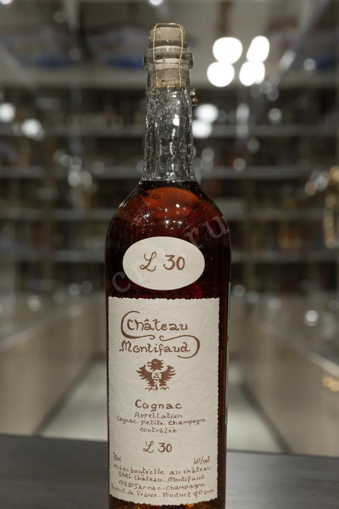 В магазине Крю Профи Chateau de Montifaud 30 years п/у 0.7 л