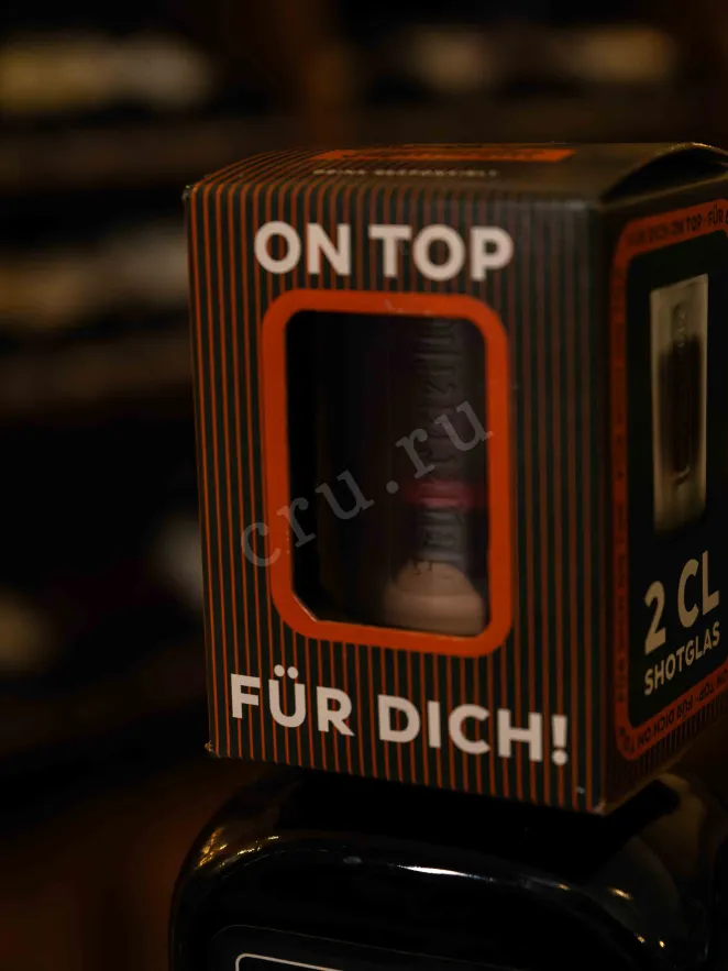 Пробка Jagermeister Scharf Spiced Ginger 0.7 л