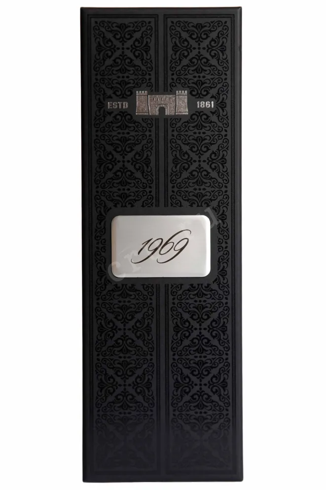 Подарочная коробка Derbend Vintage in gift box 1969 0.7 л