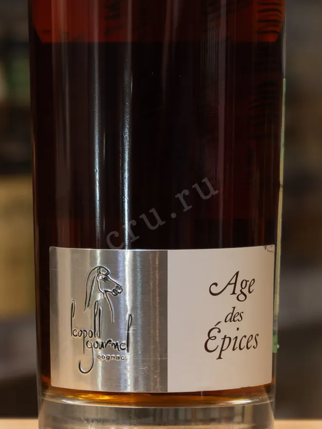 В магазине Крю Профи Leopold Gourmel Age des Epices 20 Carats Tres Vieux in gift box 0.7 л