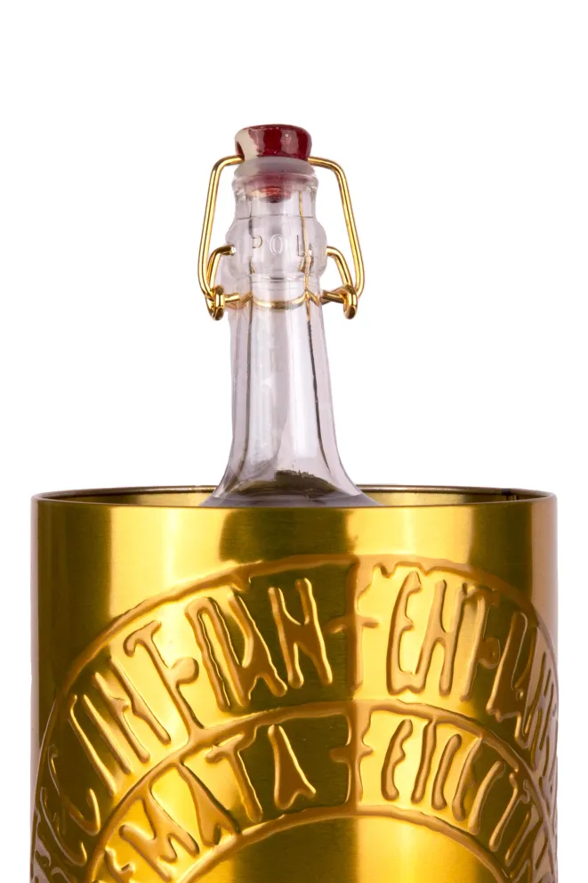 В тубе Poli Cleopatra Amarone Oro 0.7 л