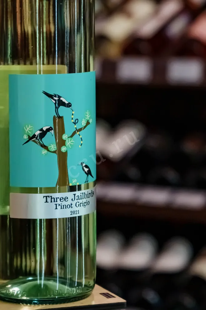 В магазине Крю Профи Three Jailbirds Pinot Grigio 2021 0.75 л
