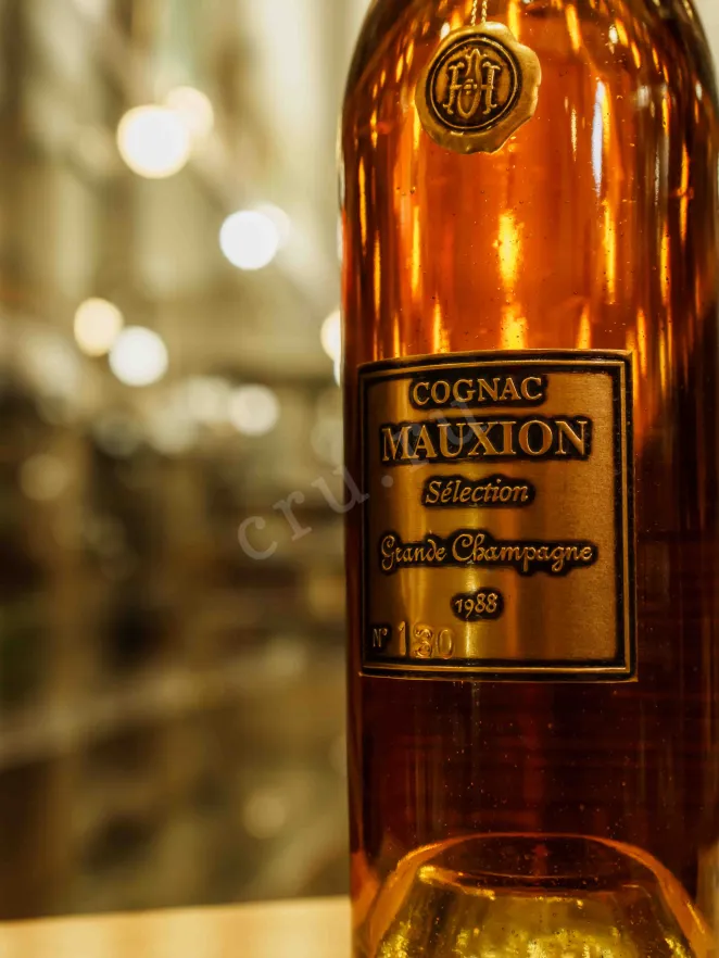 В магазине Крю Профи Mauxion Selection Grand Champagne 1988 0.7 л